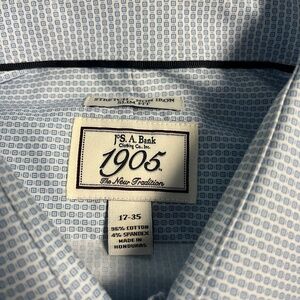 Jos A Bank - 17/35 - Slim Fit, Non-Iron, Stretch Button Down